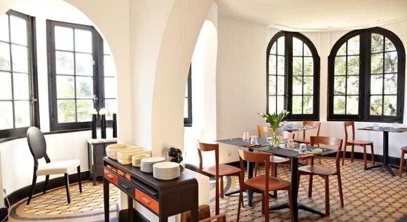 Les Terrasses Du Bailli Hotel